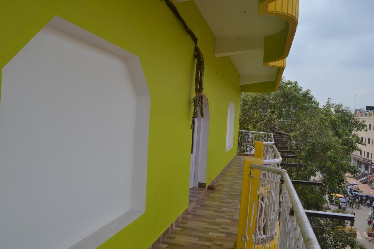 Hotel Samman Varanasi Exterior foto
